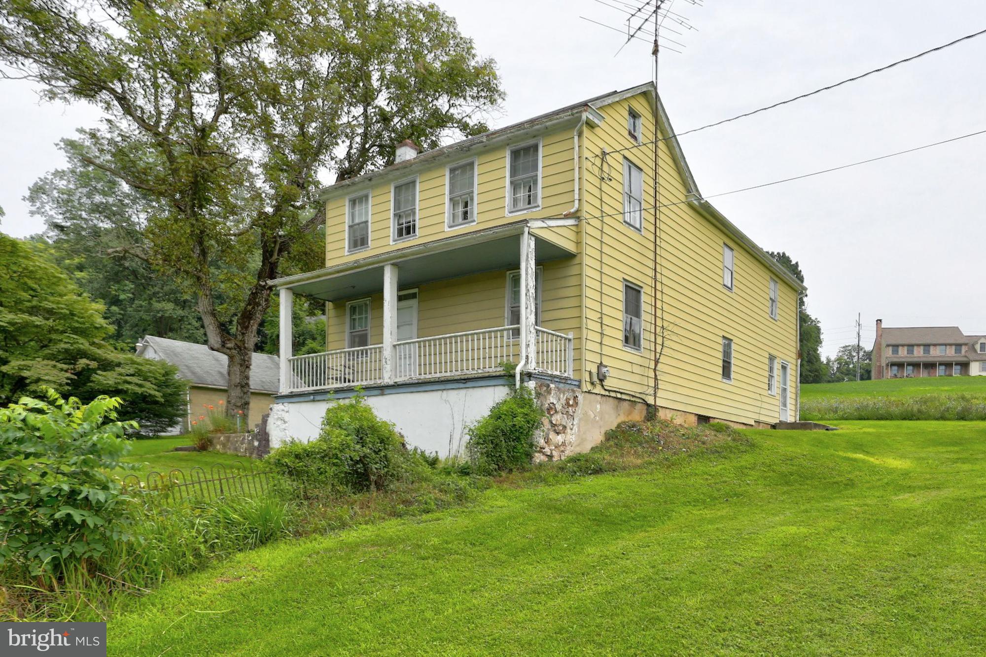 4436 Fairview Road Columbia, PA 17512 - Photo 3 of 22 Gallery Image 3