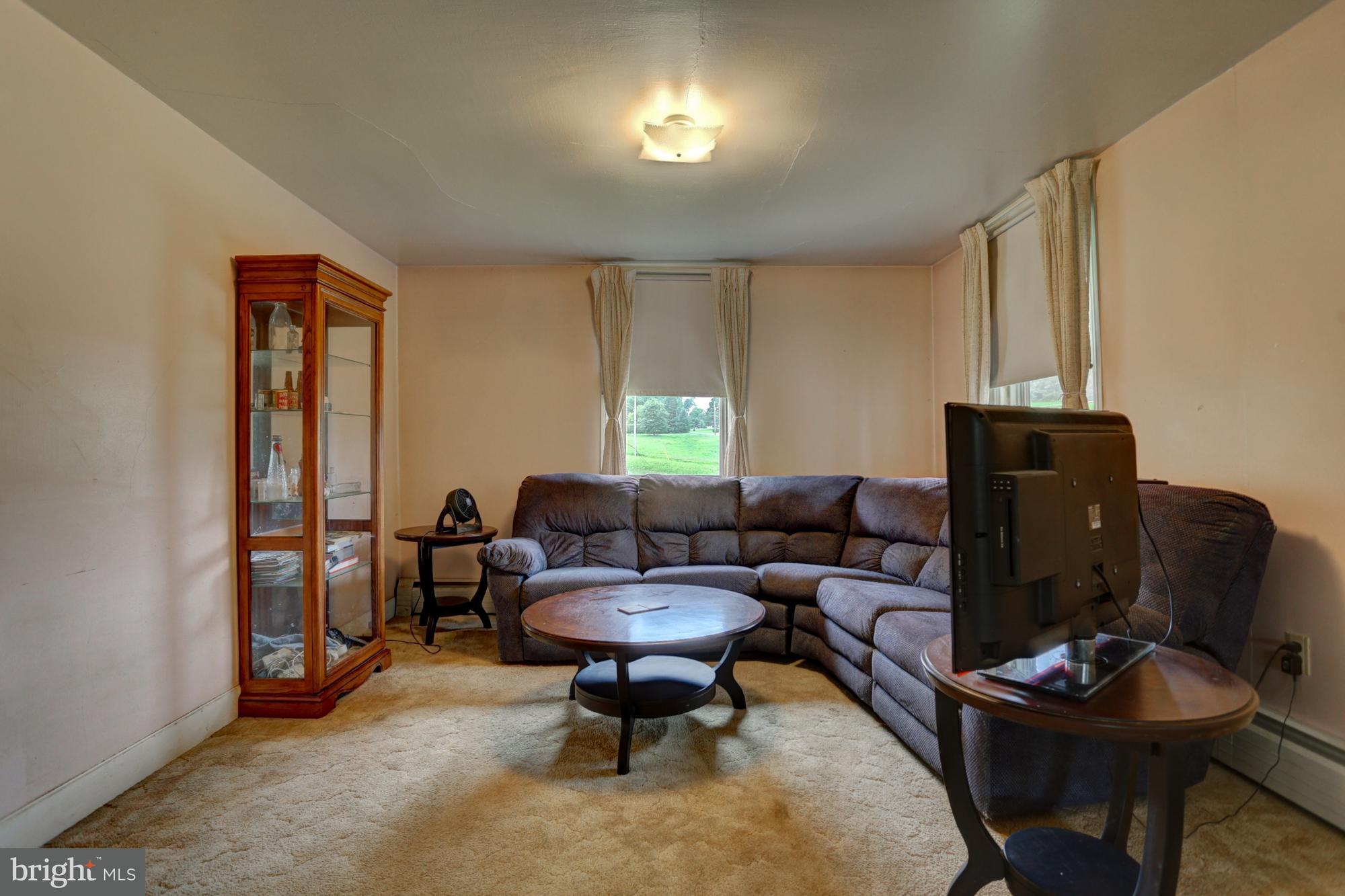 4436 Fairview Road Columbia, PA 17512 - Photo 5 of 22 Gallery Image 5