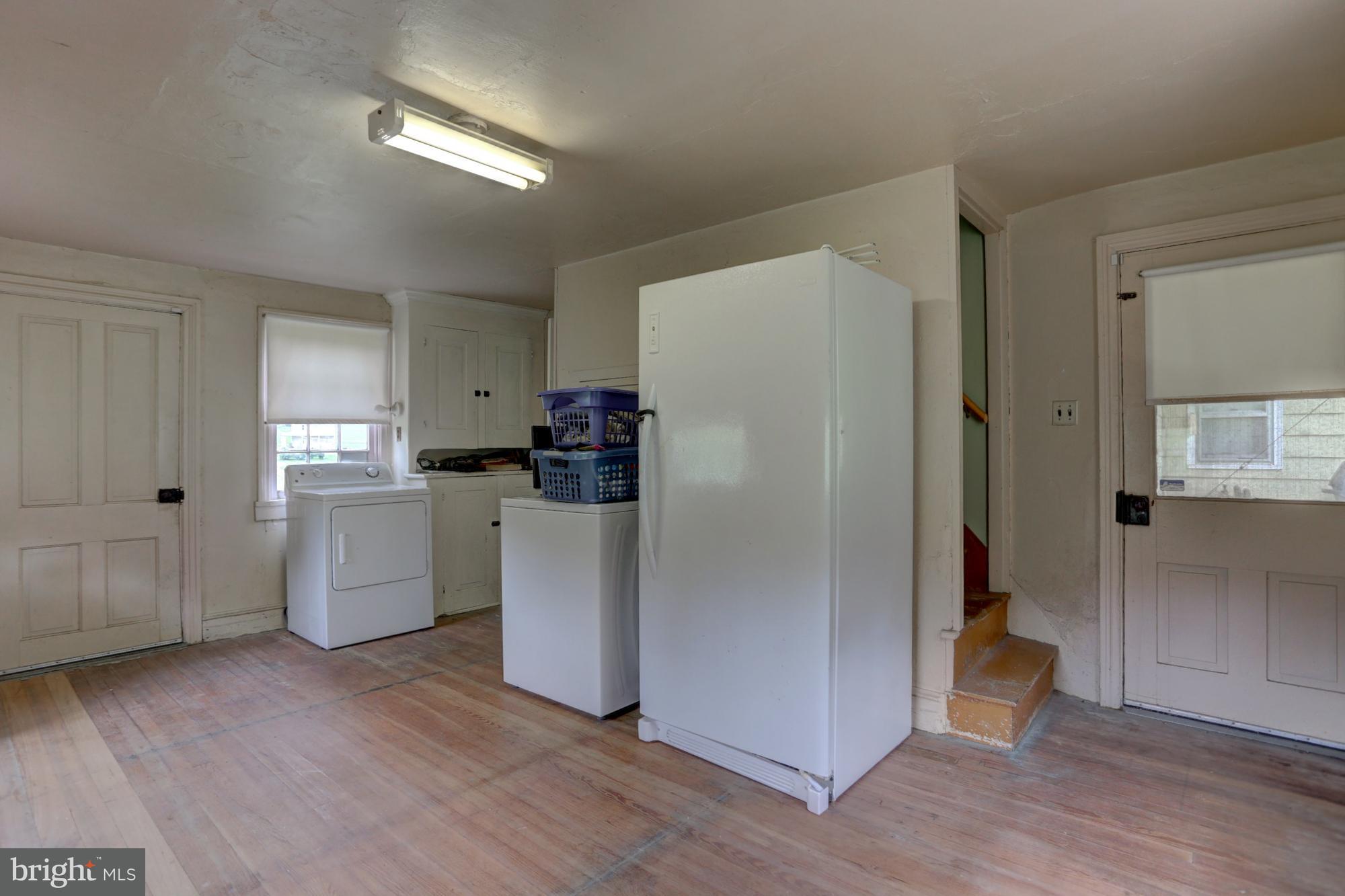 4436 Fairview Road Columbia, PA 17512 - Photo 8 of 22 Gallery Image 8