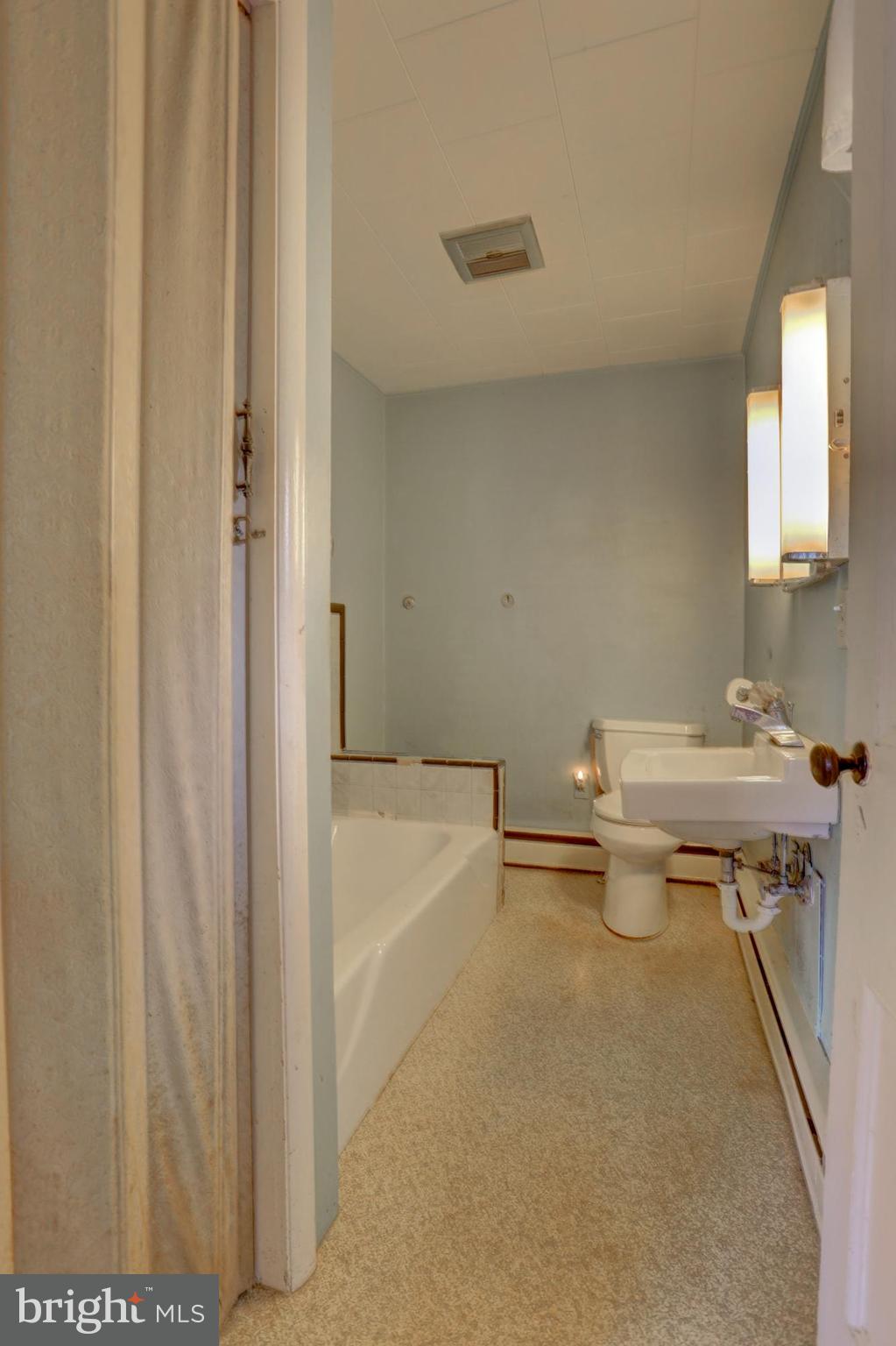 4436 Fairview Road Columbia, PA 17512 - Photo 9 of 22 Gallery Image 9