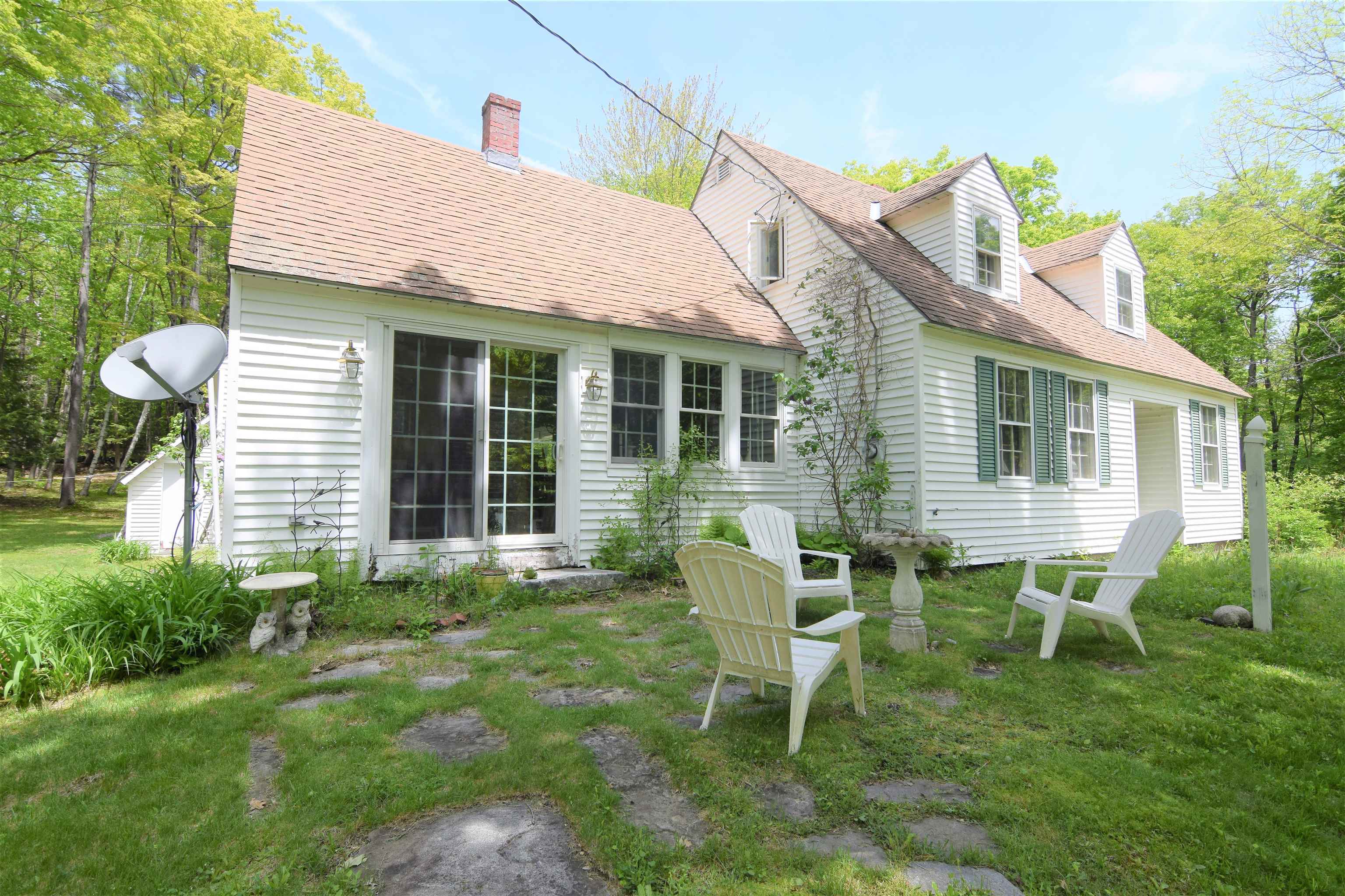 324 Stagecoach Road Sunapee, NH 03782 - Photo 6 of 29 Gallery Image 6