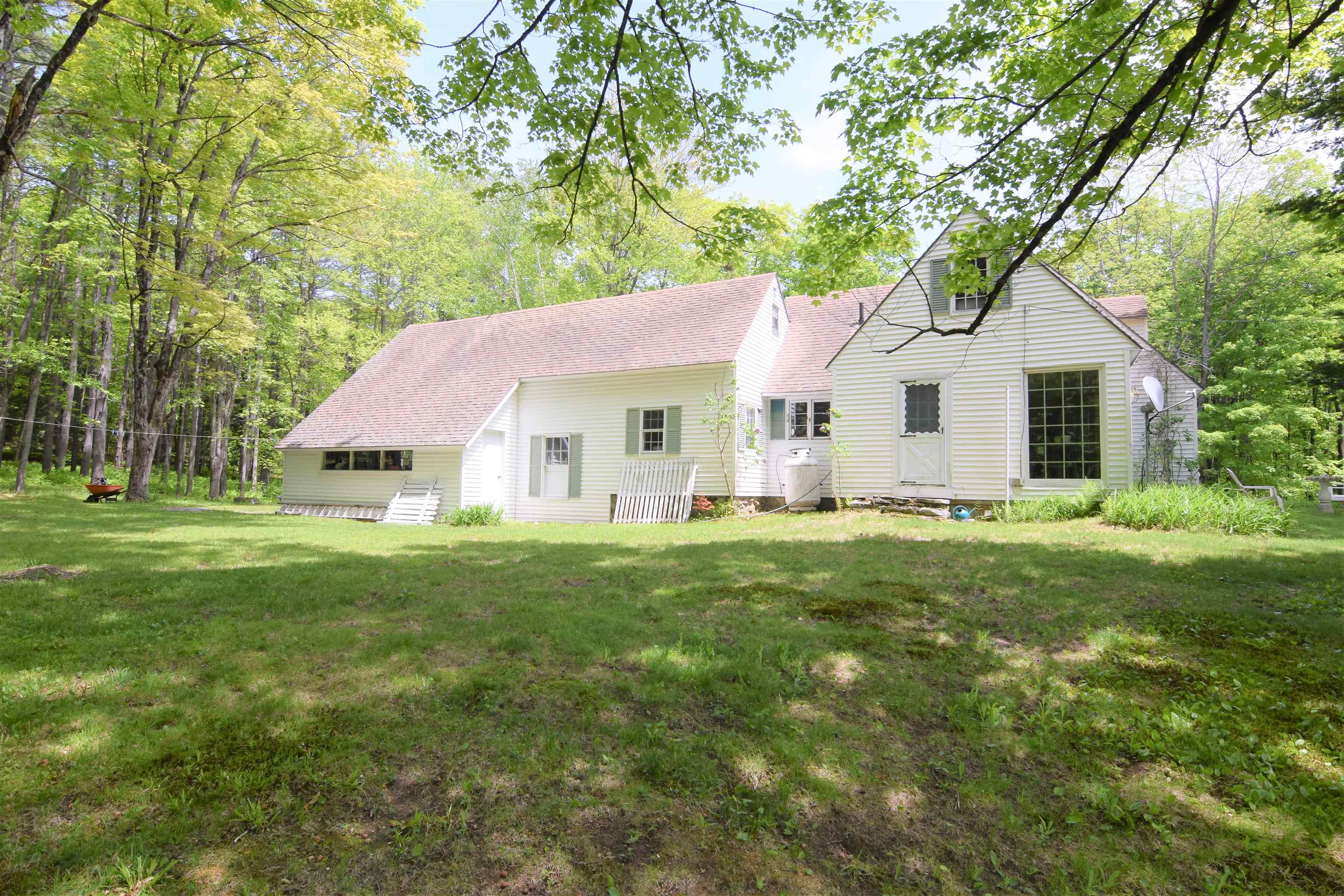 324 Stagecoach Road Sunapee, NH 03782 - Photo 7 of 29 Gallery Image 7