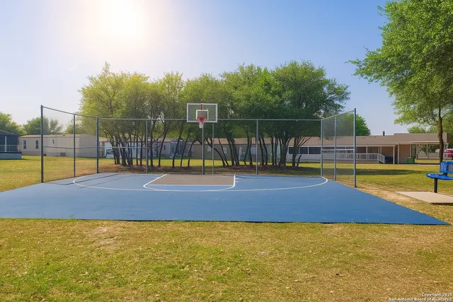 $1,450 | 11555 Culebra Road, San Antonio, TX 78253