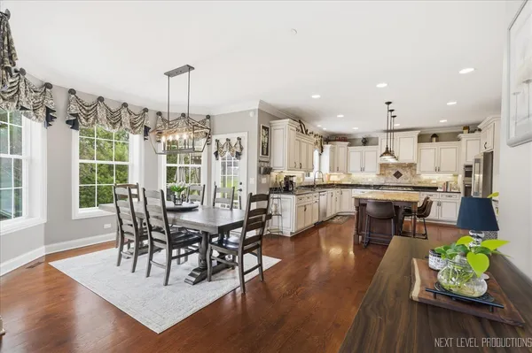 $775,000 | 40-w898 Fox Creek Drive, St. Charles, IL 60175