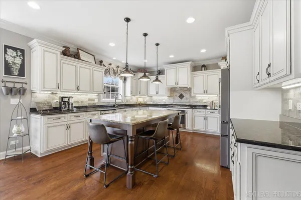 $775,000 | 40-w898 Fox Creek Drive, St. Charles, IL 60175