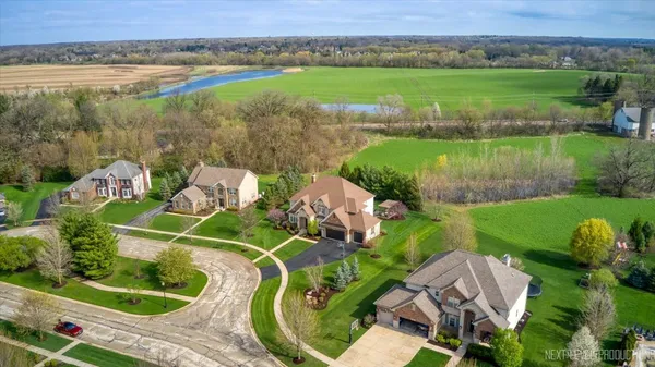 $775,000 | 40-w898 Fox Creek Drive, St. Charles, IL 60175