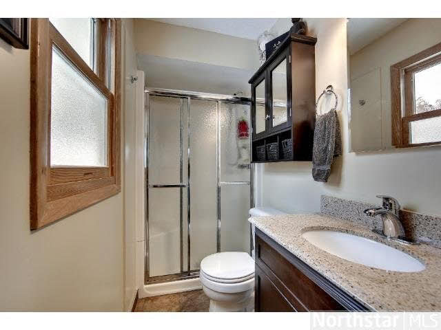 688 County Rd B East Maplewood, MN 55117 - Photo 13 of 18 Gallery Image 13