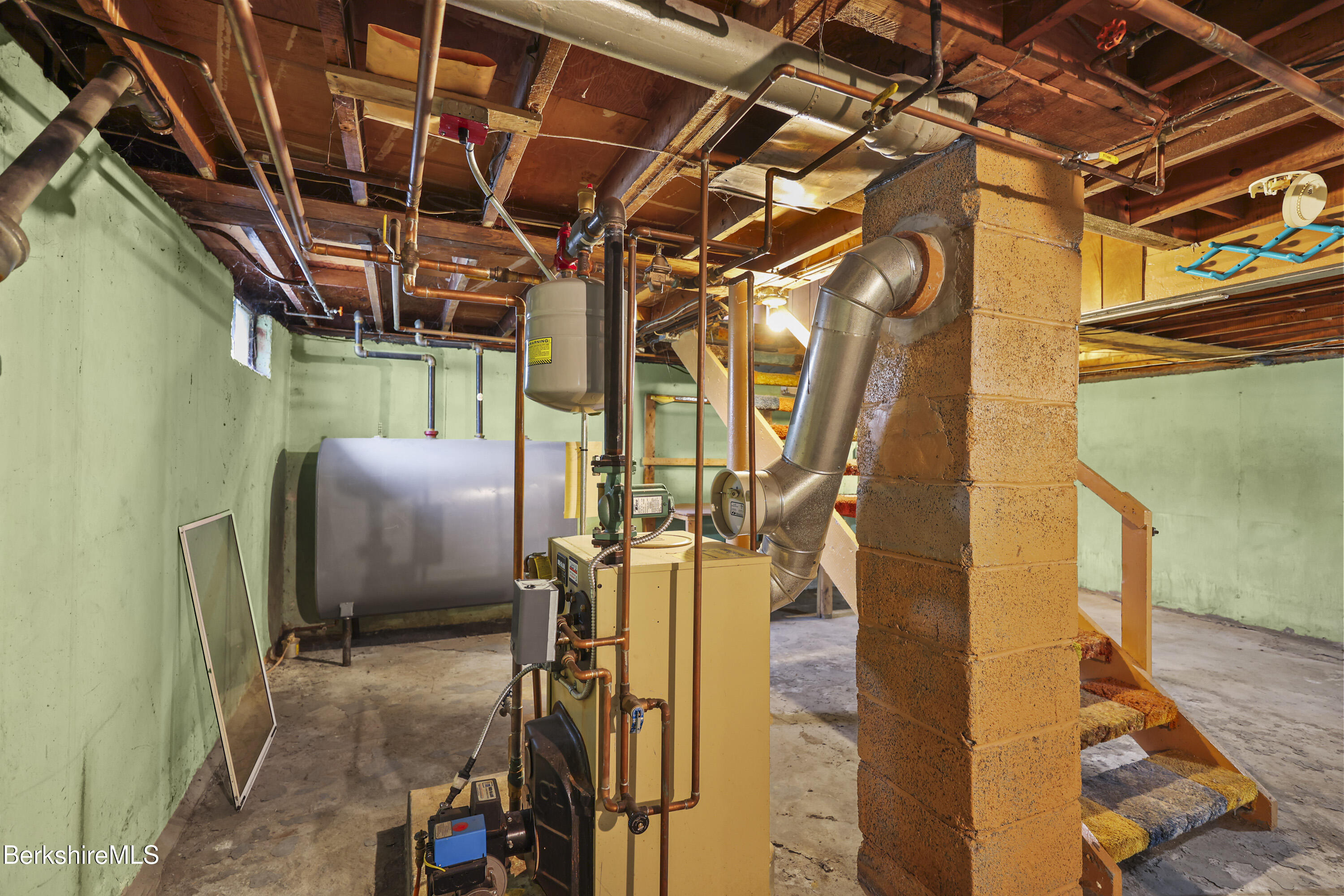 34 Anthony Street Adams, MA 01220 - Photo 20 of 27 110 Lower Level