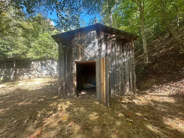 $236,250 | 1930 Chestnut Valley Road, Vonore, TN 37885