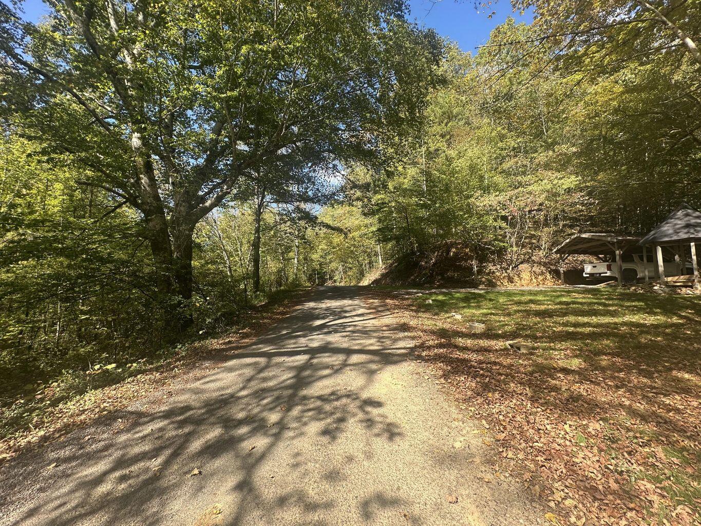 1930 Chestnut Valley Road Vonore, TN 37885 - Photo 5 of 62 5