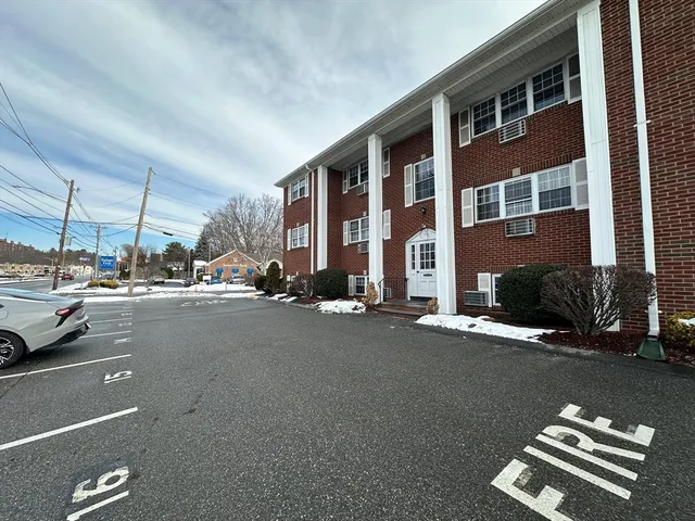 $329,900 | 98 Main Street, Unit G2, Stoneham, MA 02180