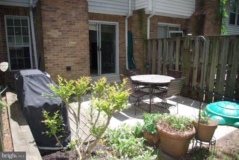 2115 Derby Ridge Lane, Unit 23 Silver Spring, MD 20910 - Photo 8 of 20 Exterior (Rear)