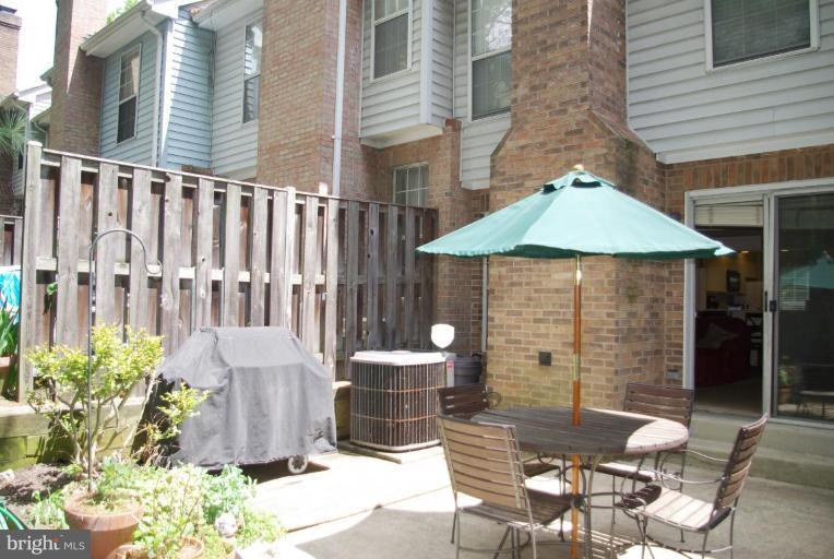 2115 Derby Ridge Lane, Unit 23 Silver Spring, MD 20910 - Photo 10 of 20 Exterior #2