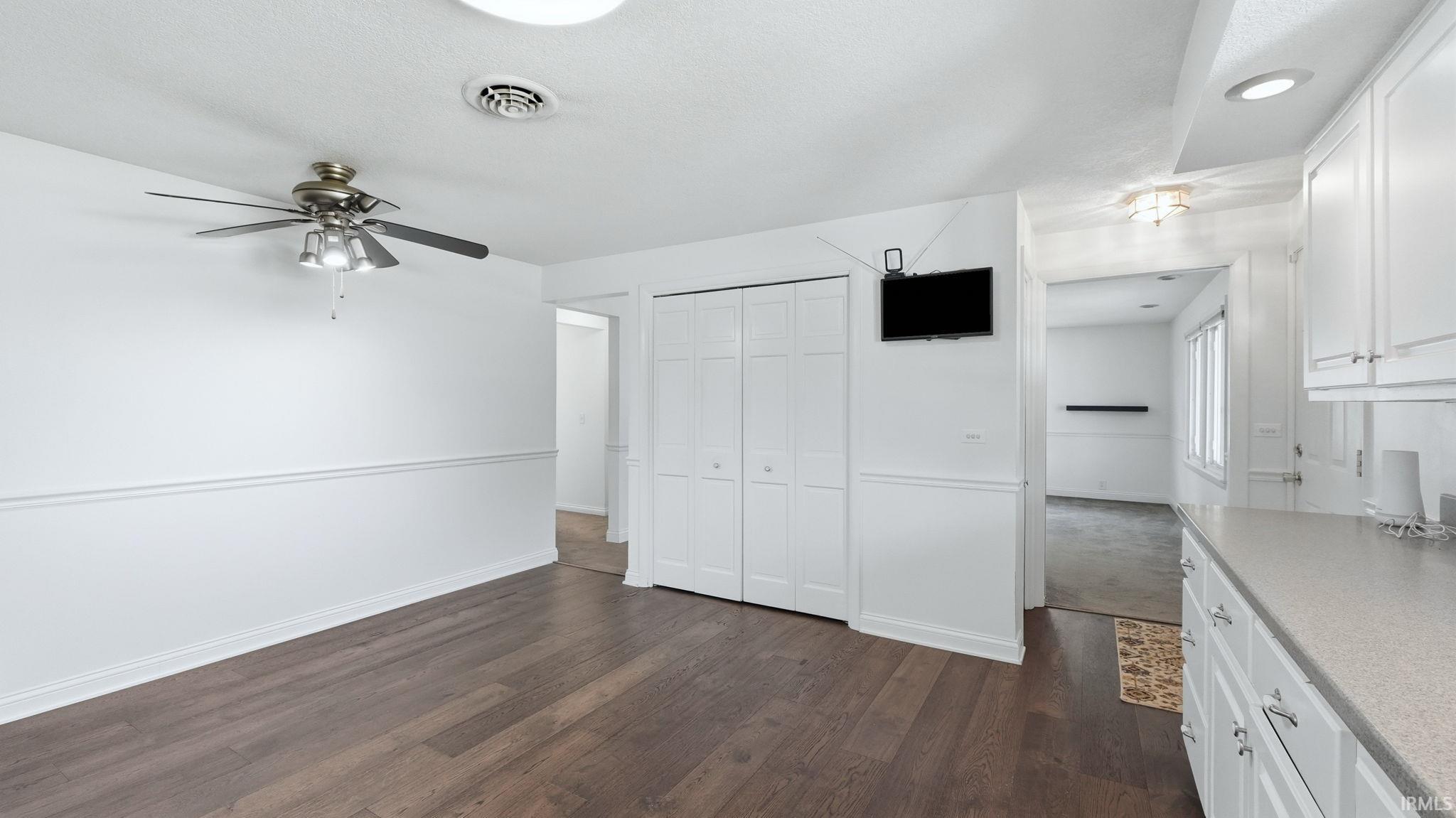 10012 Hosler Road Leo, IN 46765 - Photo 18 of 43