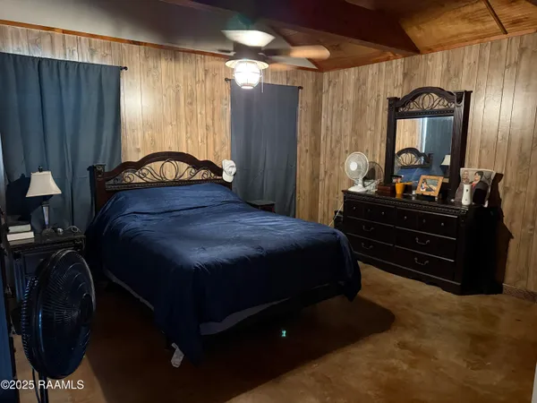 $206,000 | 10728 Sandra Drive, Kaplan, LA 70548