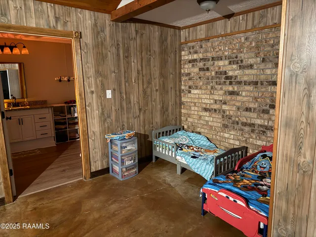 $207,000 | 10728 Sandra Drive, Kaplan, LA 70548