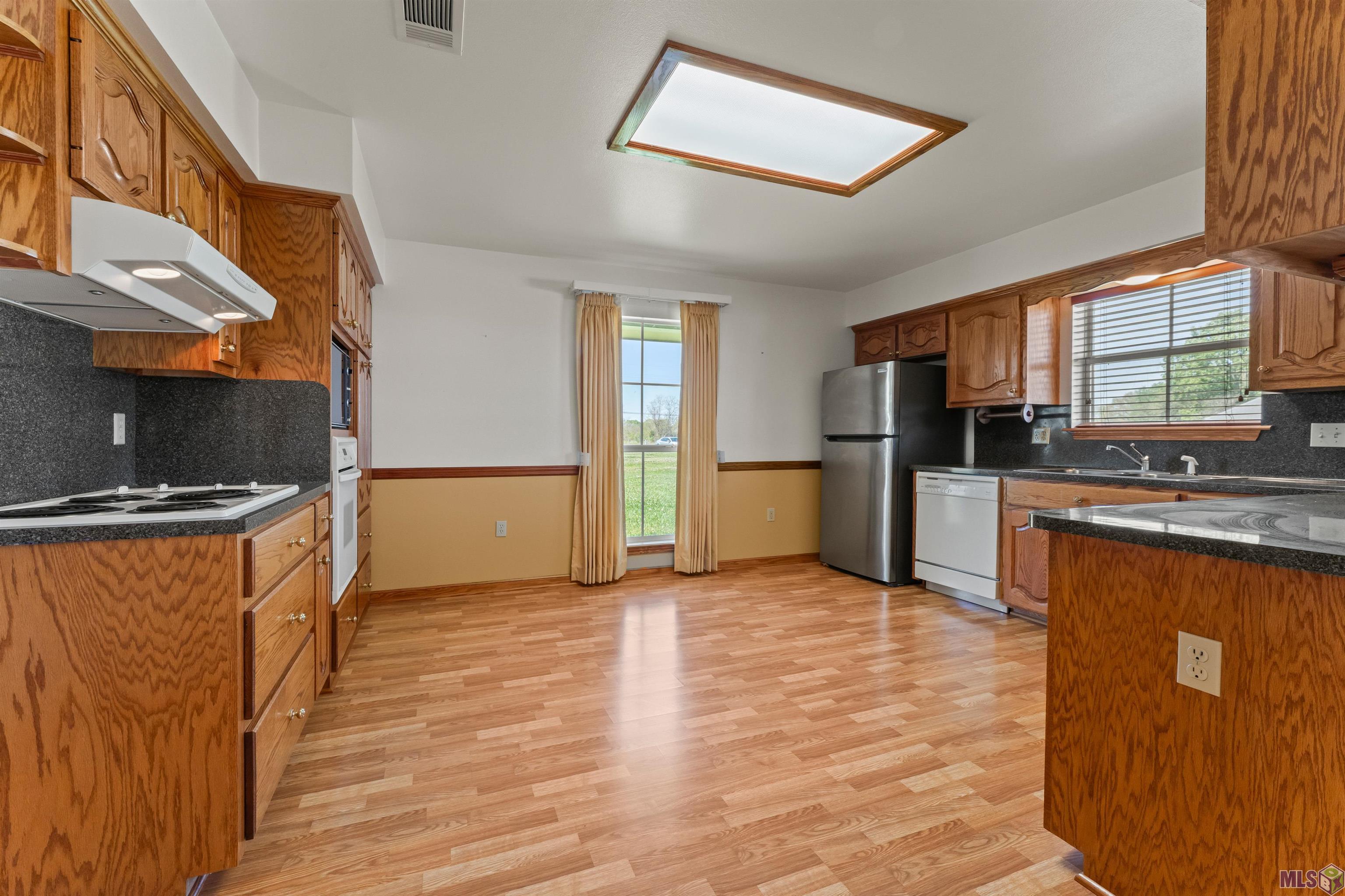 16040 Blackwater Road Zachary, LA 70791 - Photo 6 of 46