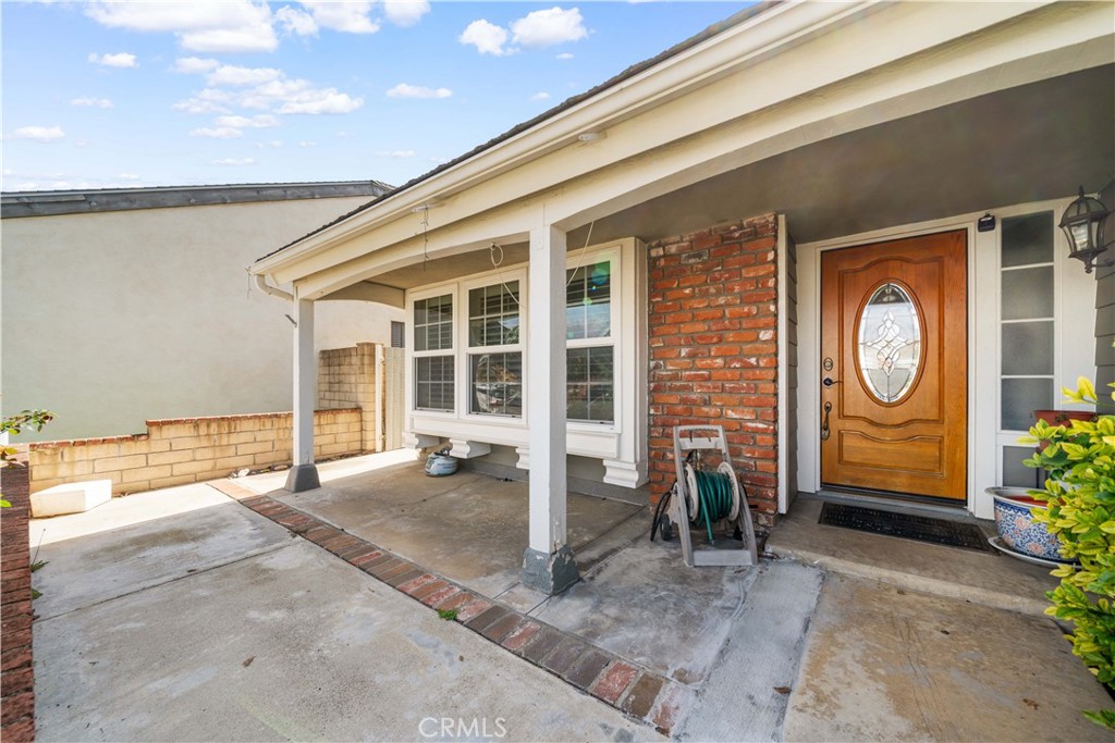 38 Carver Irvine, CA 92620 - Photo 4 of 55 a front view of a house with entryway