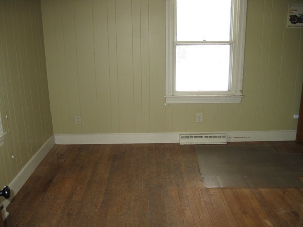 2585 Maple Swamp Road Dighton, MA 02764 - Photo 4 of 11 Gallery Image 4