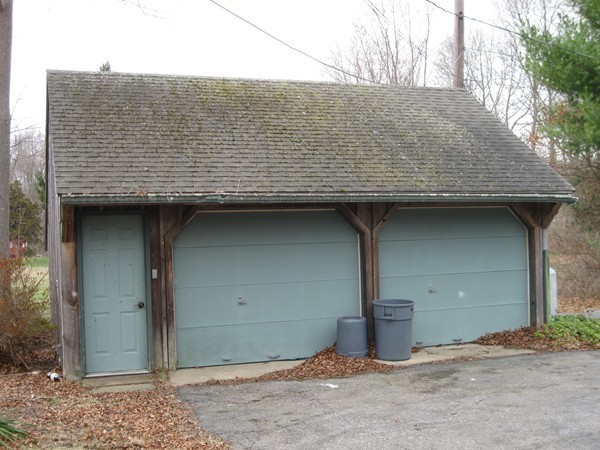 2585 Maple Swamp Road Dighton, MA 02764 - Photo 10 of 11 Gallery Image 10