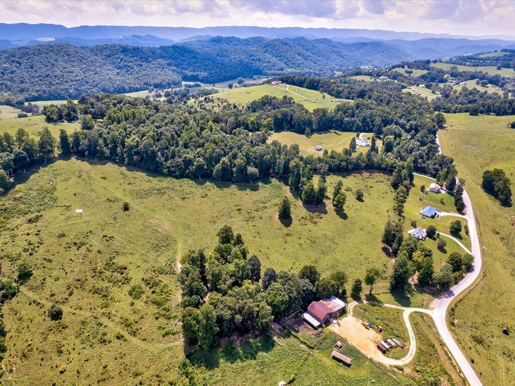 0 Chinquipin Road Sneedville, TN 37869 - Photo 29 of 32 Chinquipin Rd - 29