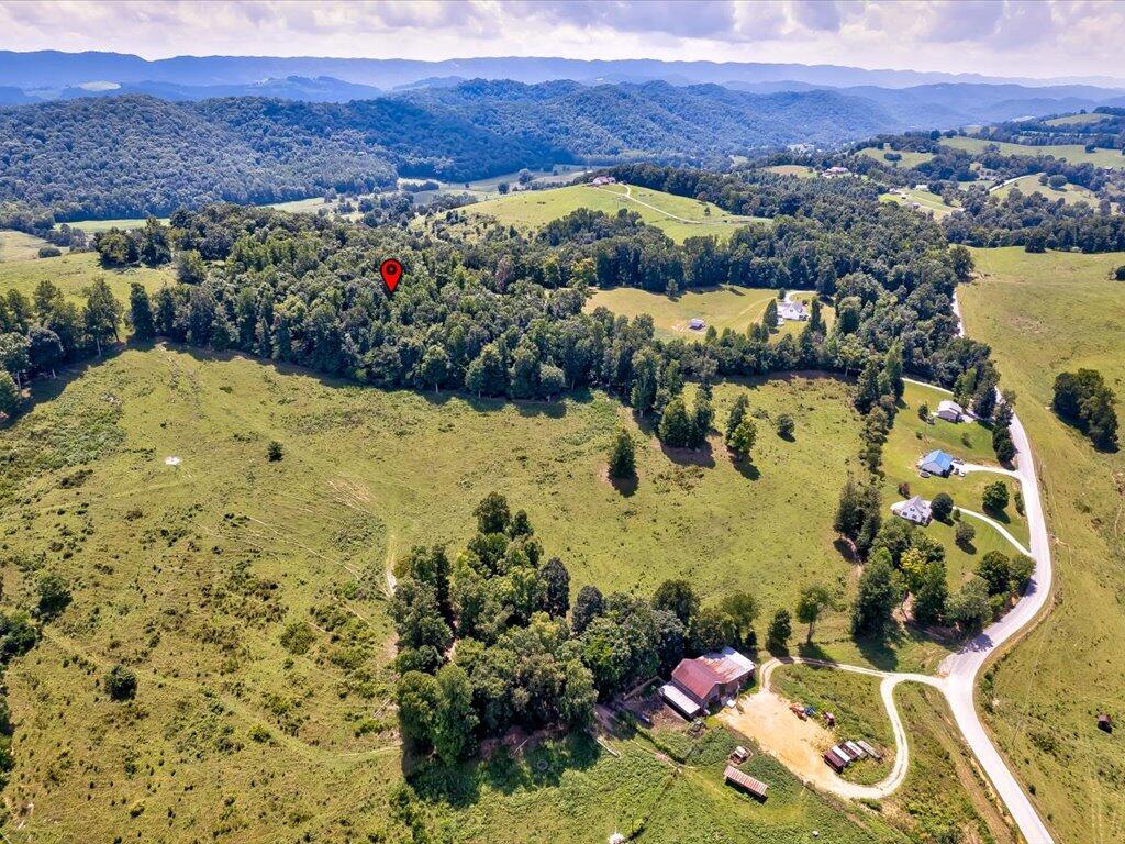 0 Chinquipin Road Sneedville, TN 37869 - Photo 4 of 32 Chinquipin Rd - 4