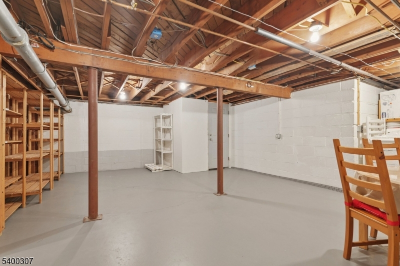 247 Spencer Road Bernards, NJ 07920 - Photo 14 of 48