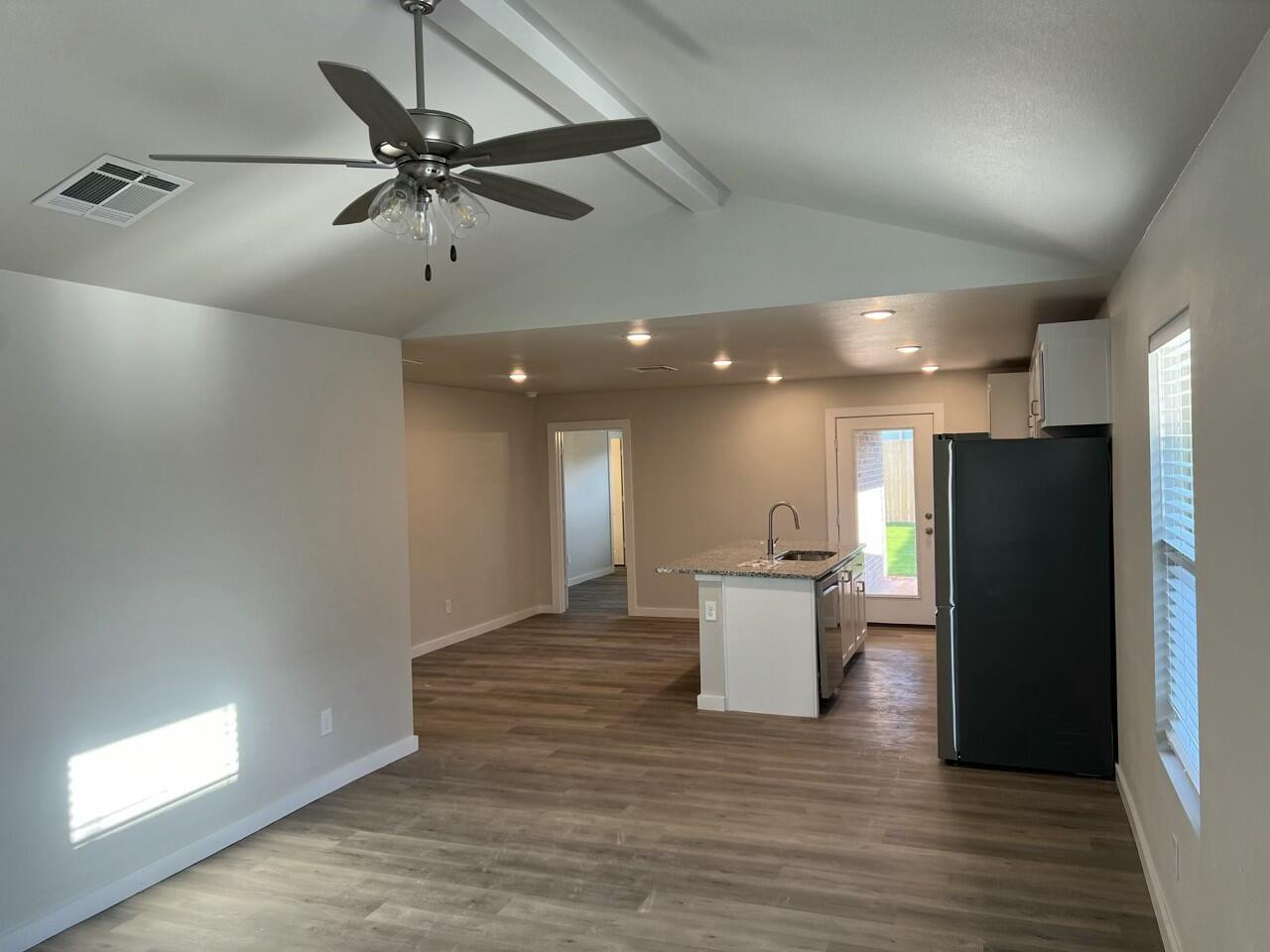 309 East 80th Street Lubbock, TX 79404 - Photo 7 of 43 tempImageZM6yqH