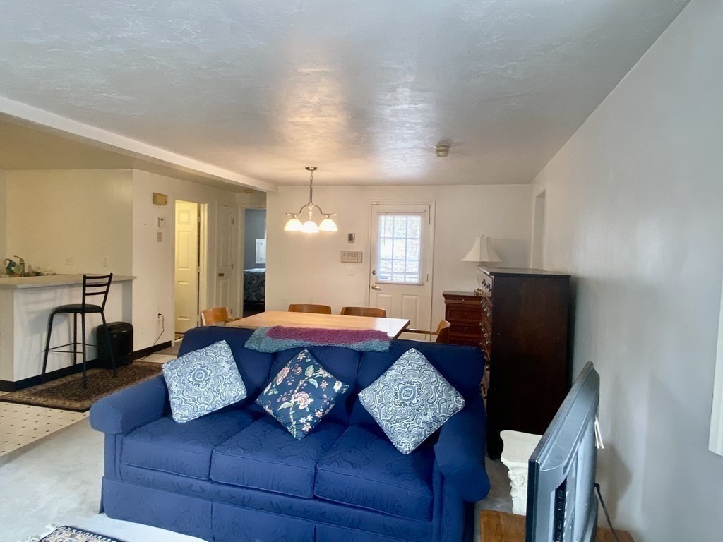 31 Bayberry Drive, Unit 7D Worcester, MA 01607 - Photo 4 of 30