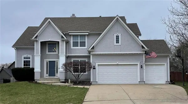 $525,000 | 14330 West 141st Terrace, Olathe, KS 66062