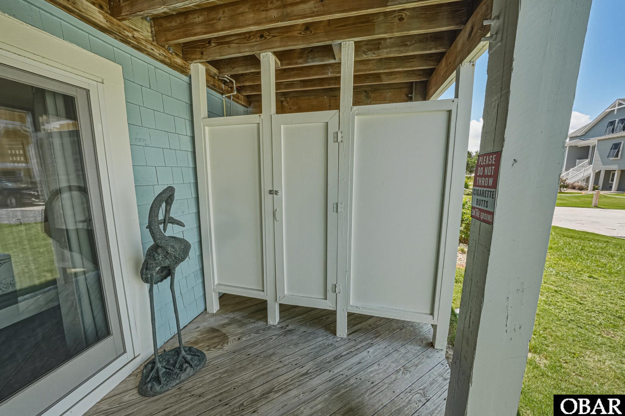 410 First Flight Run, Unit 21R Kitty Hawk, NC 27949 - Photo 75 of 98 Outdoor Shower