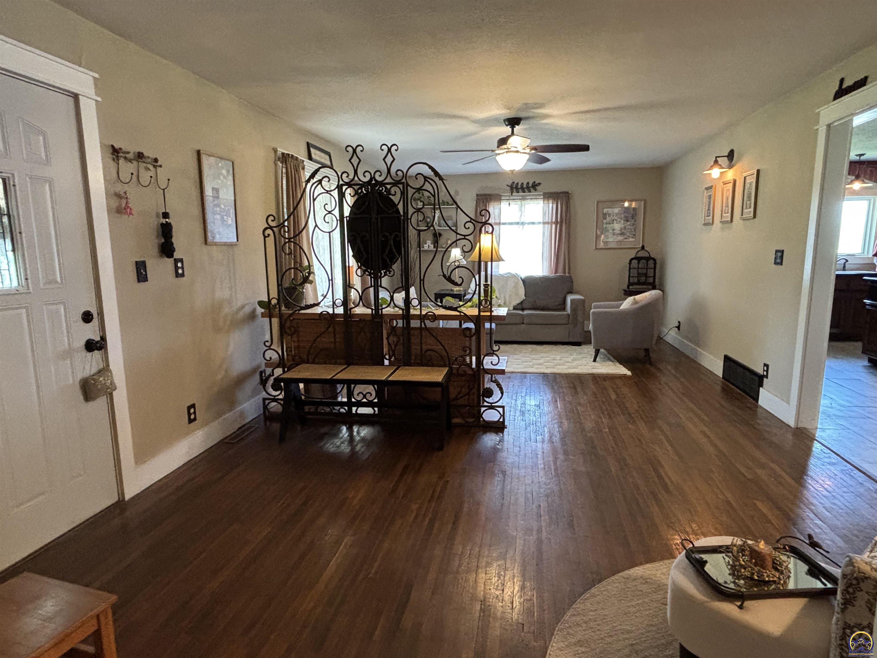 1761 Rd B2 Emporia, KS 66801 - Photo 5 of 25
