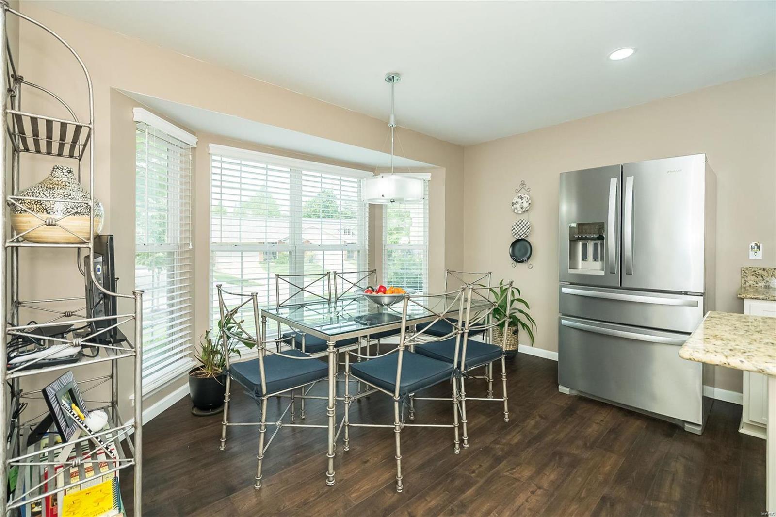 15413 Braefield Drive Chesterfield, MO 63017 - Photo 7 of 46