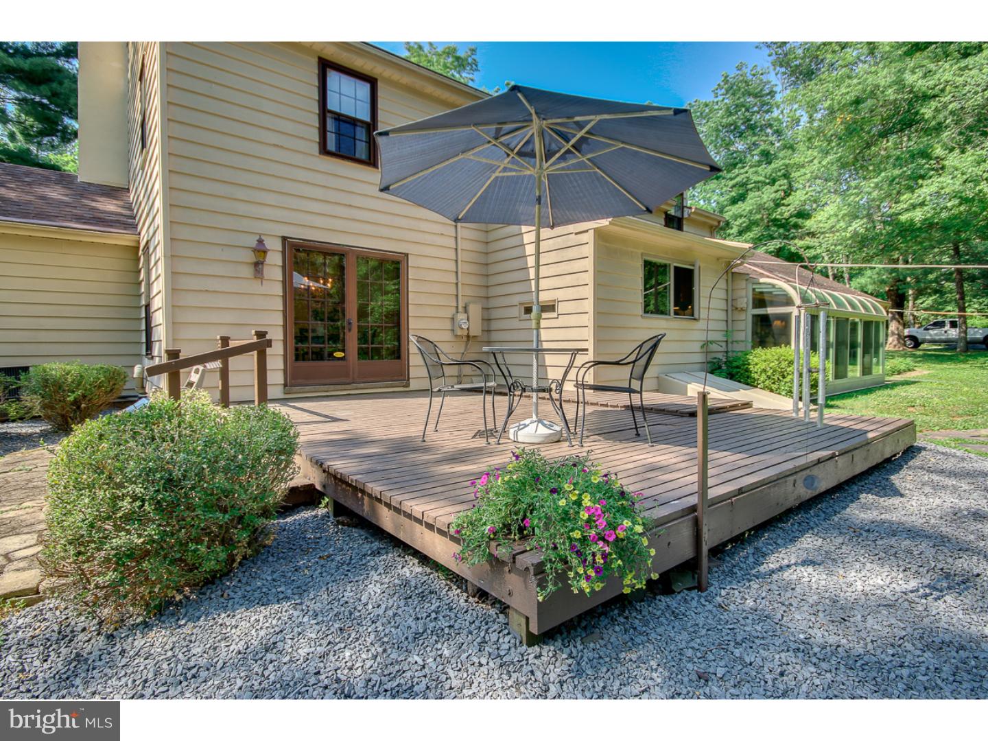 359 Pineville Road Newtown, PA 18940 - Photo 7 of 25 Back Yard