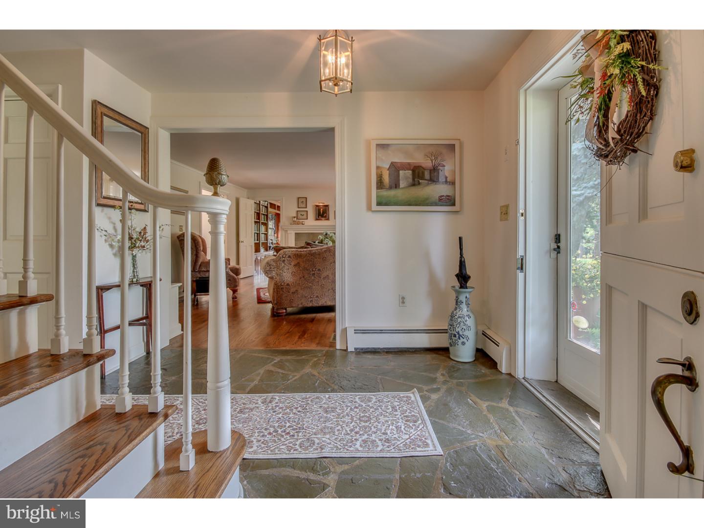 359 Pineville Road Newtown, PA 18940 - Photo 8 of 25 Foyer