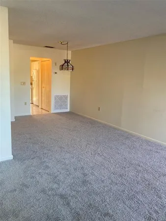 $1,500 | 5750 80th Street North, Unit C202, St. Petersburg, FL 33709