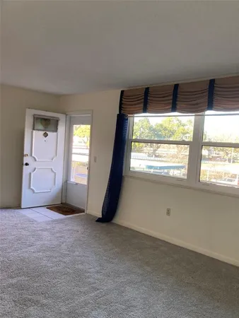 $1,500 | 5750 80th Street North, Unit C202, St. Petersburg, FL 33709