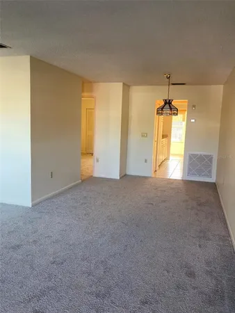 $1,500 | 5750 80th Street North, Unit C202, St. Petersburg, FL 33709