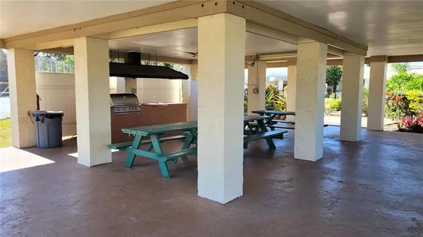 $1,500 | 5750 80th Street North, Unit C202, St. Petersburg, FL 33709