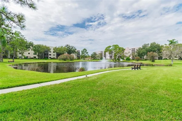 $1,500 | 5750 80th Street North, Unit C202, St. Petersburg, FL 33709
