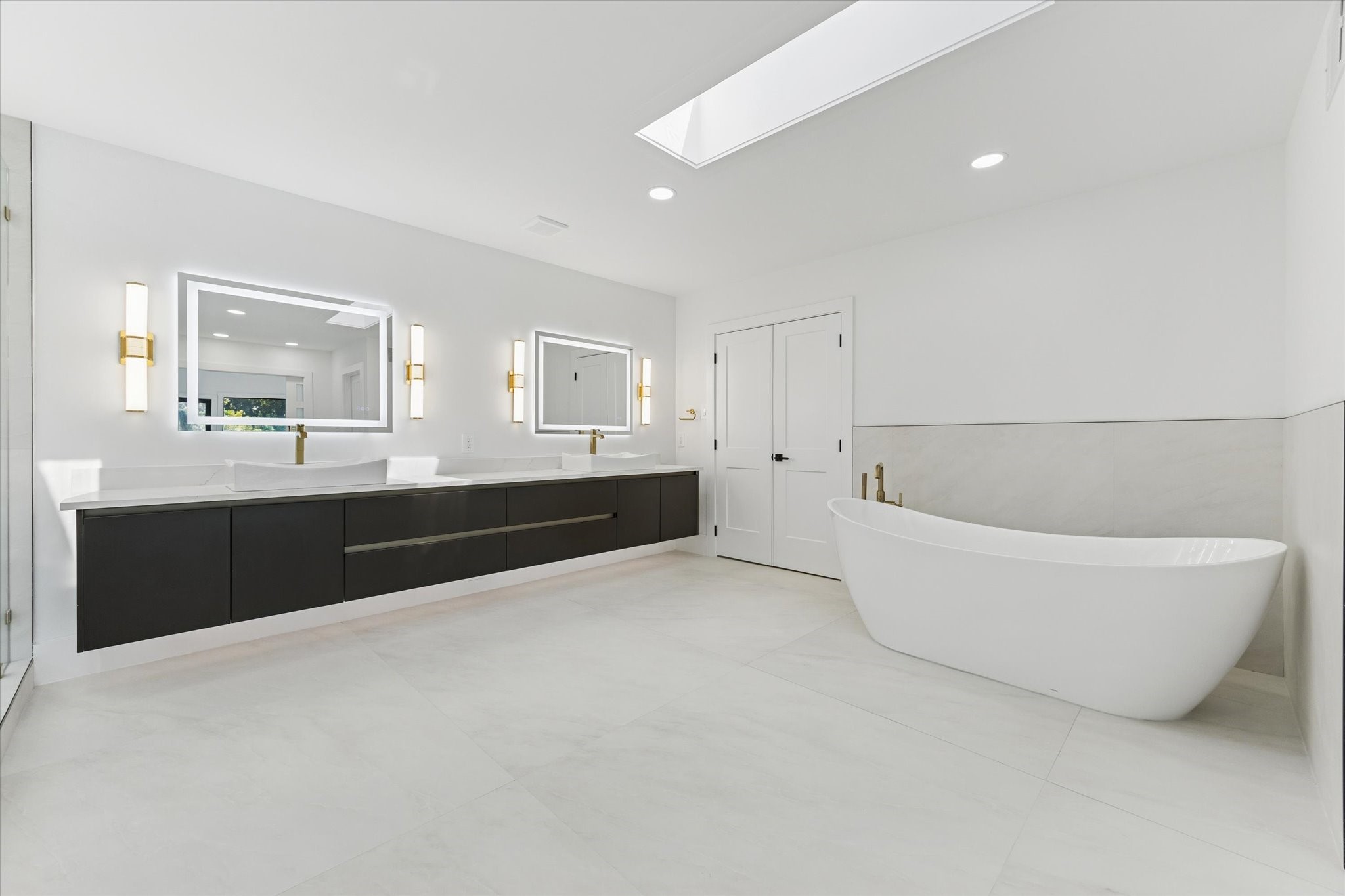 13 Tiel Way Houston, TX 77019 - Photo 23 of 40