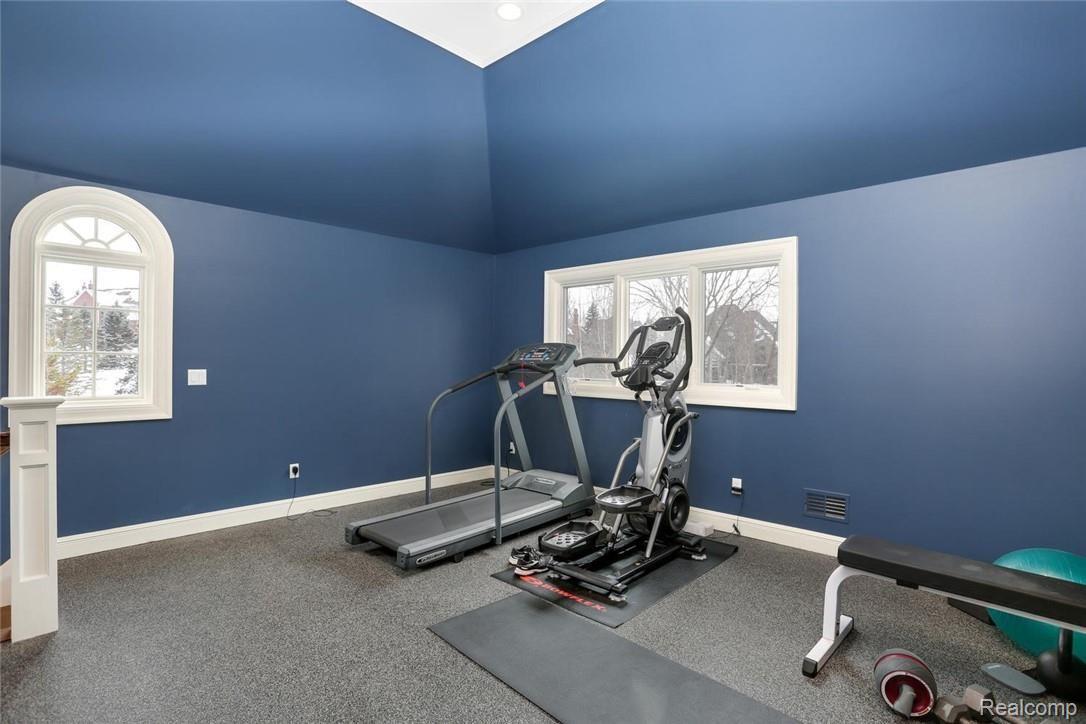 4676 Wind Ridge Court Rochester, MI 48306 - Photo 43 of 67 43 - Bonus - Bedroom 5.jpg