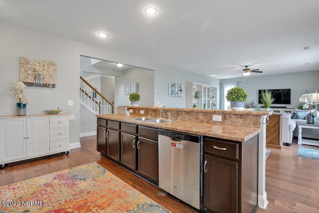 8032 Footpath Road Leland, NC 28451 - Photo 11 of 38 8032FootpathRoad-12