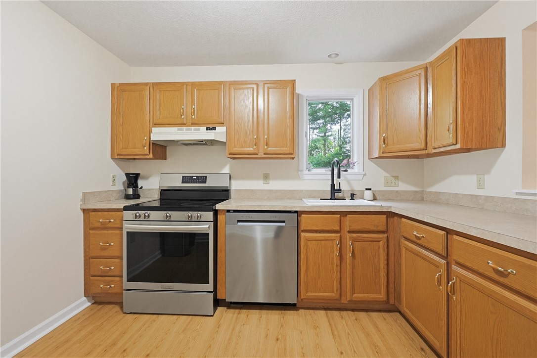 185 Manville Hill Road, Unit 106 Cumberland, RI 02864 - Photo 4 of 21