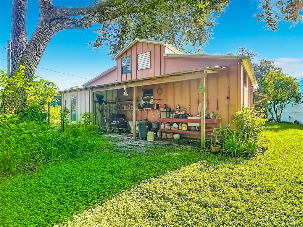 2320 Bogaert Road Seffner, FL 33584 - Photo 56 of 69 Gallery Image 56