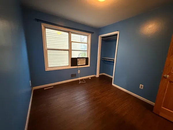 $2,500 | 19 Roosevelt Avenue, Unit 2, Jersey City, NJ 07304