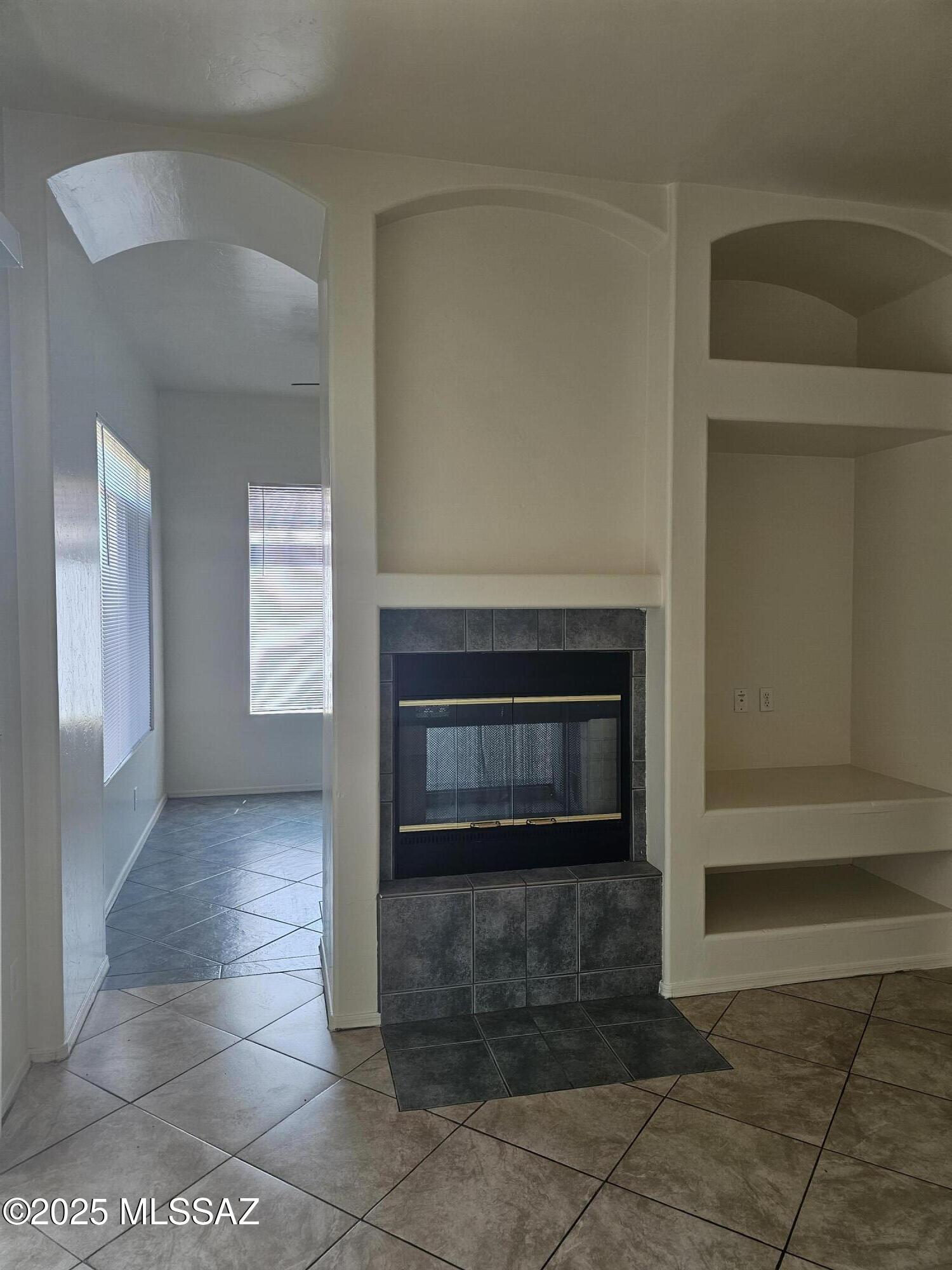 887 Manzanilla Way Rio Rico, AZ 85648 - Photo 7 of 28