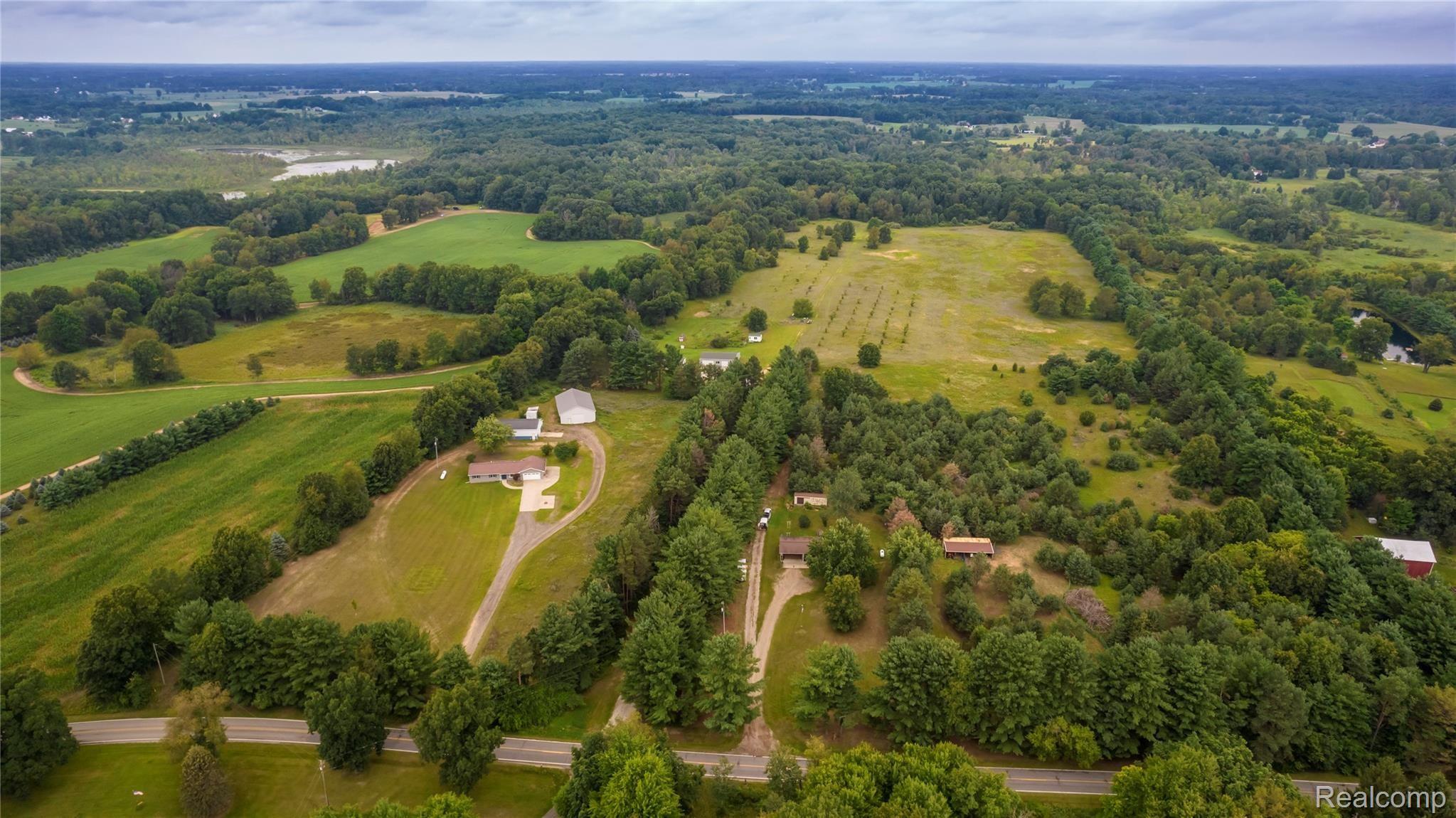 11900 Hannewald Road Munith, MI 49259 - Photo 4 of 40 11900 Hannewald Rd, Munith, MI 49259-4.jpg-FULL