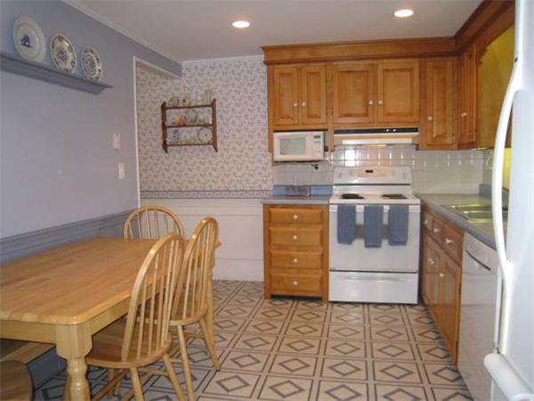 235 South Road Bedford, MA 01730 - Photo 6 of 13 Gallery Image 6