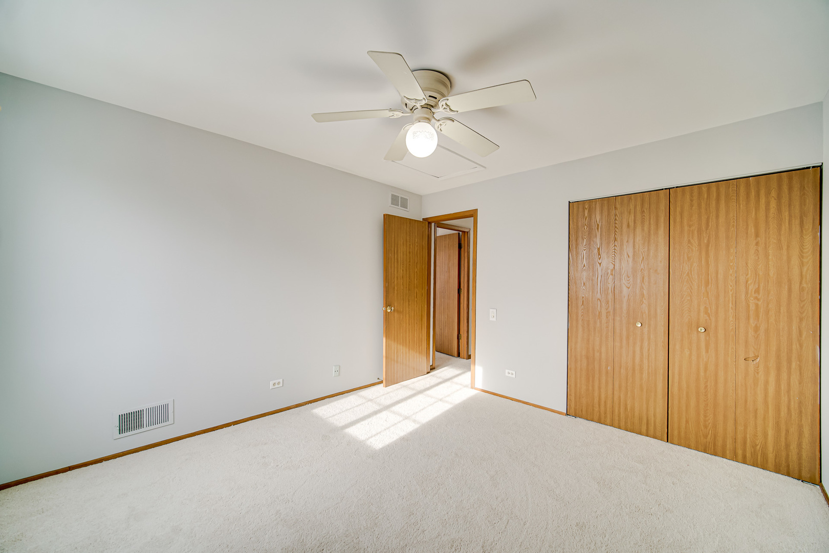 369 North Gregory Street Aurora, IL 60504 - Photo 15 of 18